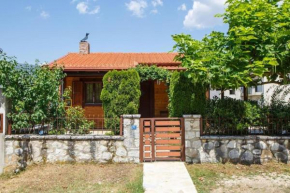 WOODEN HOUSE IN IOANNINA